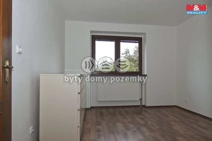 Pronájem, Byt 3+kk, Chvaletice