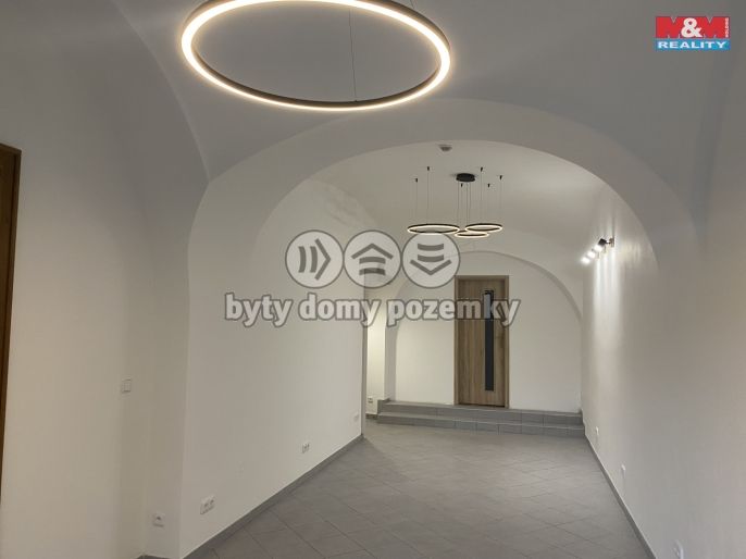 Pronájem, Obchod a služby, Dobruška