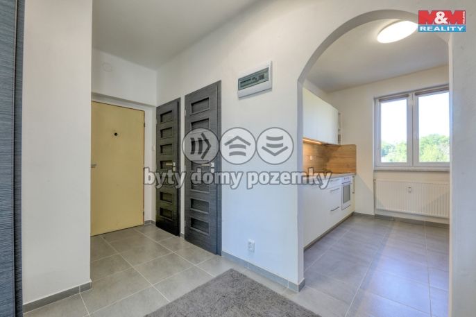 Prodej, Byt 3+1, Hostouň