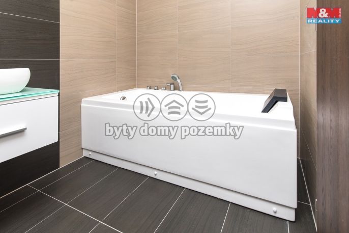 Pronájem, Byt 2+kk, Pardubice