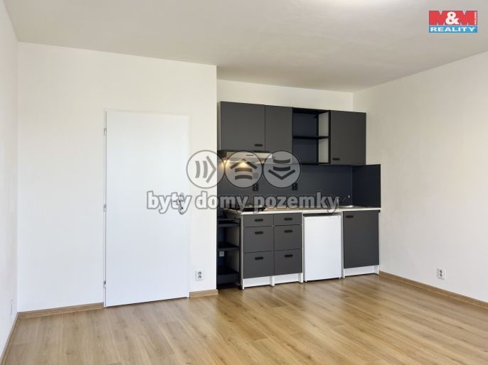 Pronájem, Byt 1+kk, Hostivice