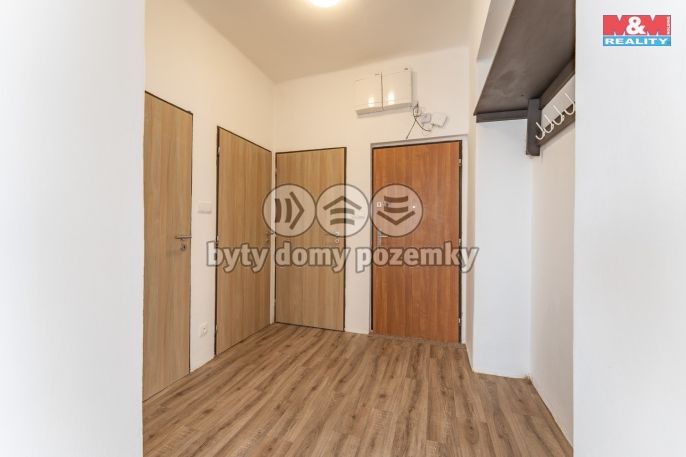 Pronájem, Byt 3+1, Bezno