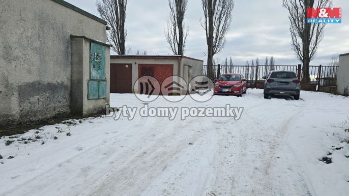 Prodej, Garáž, Slaný