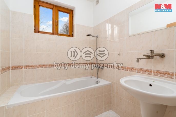 Pronájem, Byt 1+1, Chlumec