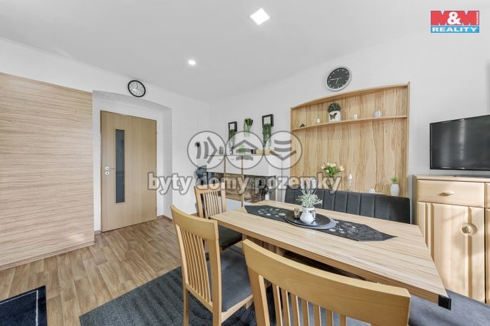 Prodej, Byt 4+1, Děčín