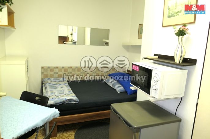 Pronájem, Byt 1+kk, Loděnice