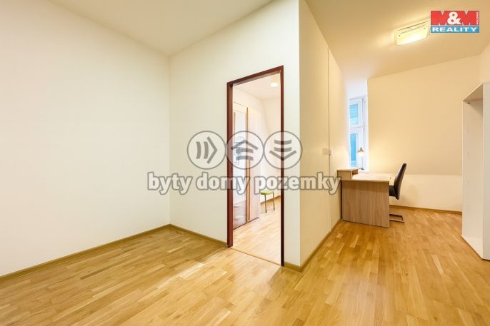 Prodej, Byt 4+1, Karlovy Vary