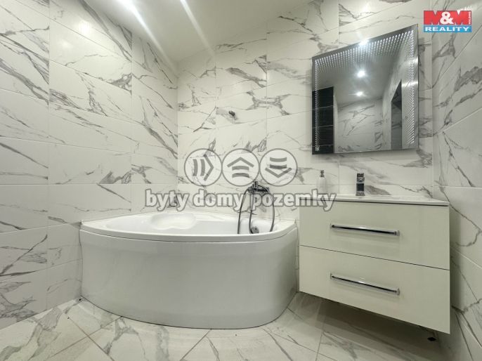 Prodej, Byt 3+1, Chomutov