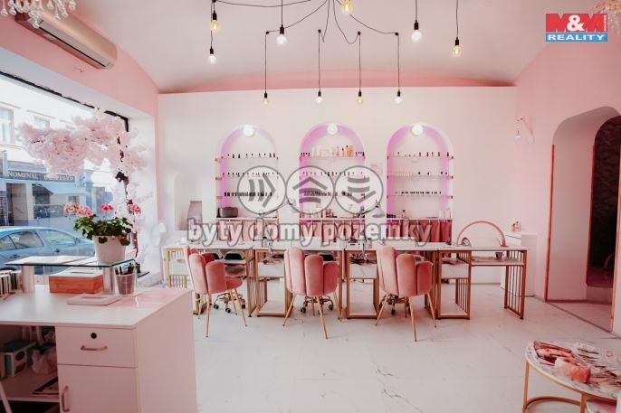 Prodej, Obchod a služby, Náchod