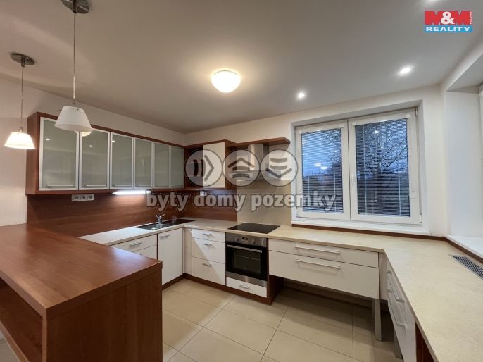 Pronájem, Byt 4+kk, Zlín