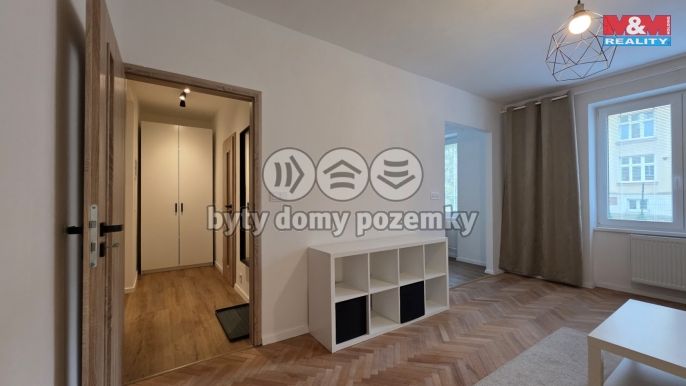 Pronájem, Byt 1+1, Karlovy Vary
