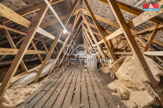 Prodej, Obchod a služby, Krnsko