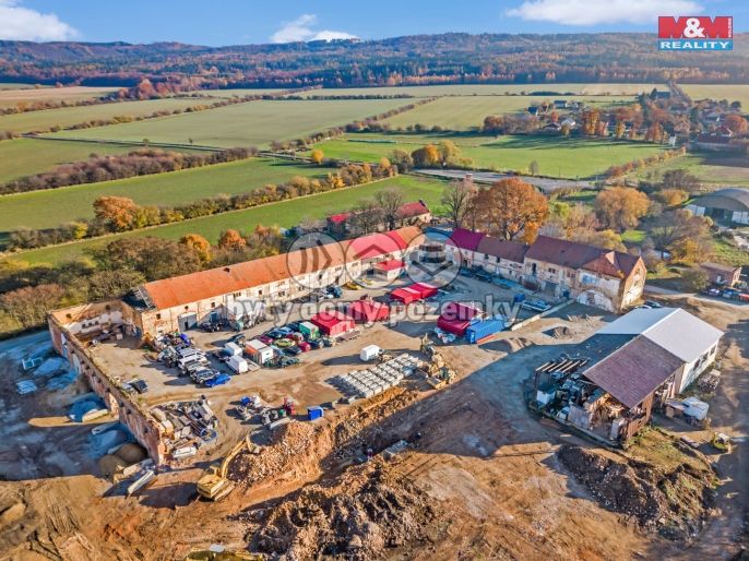 Pronájem, Sklad, Skuhrov