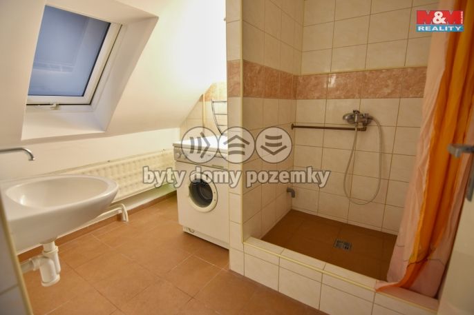 Pronájem, Byt 1+1, Bělá pod Bezdězem