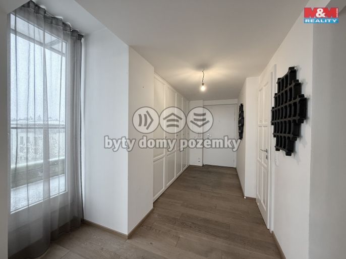 Pronájem, Byt 3+kk, Dolní Břežany