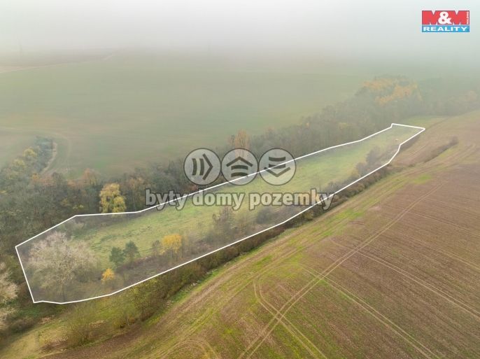 Prodej, Pole, Klobuky