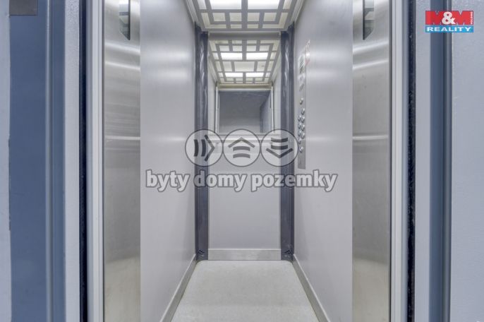 Pronájem, Byt 1+kk, Plzeň