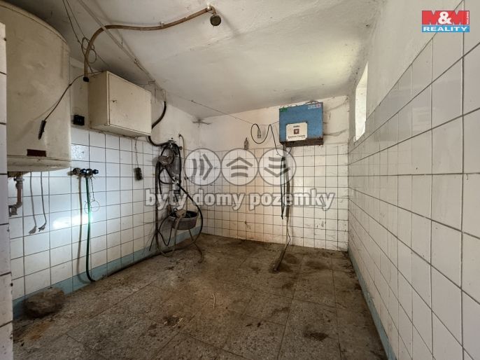 Prodej, Zemědělská usedlost, Chrášťany