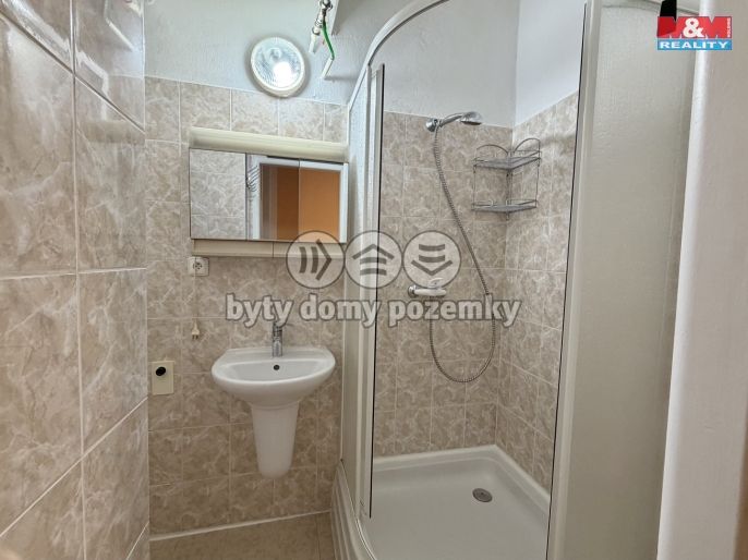 Pronájem, Byt 2+1, Děčín
