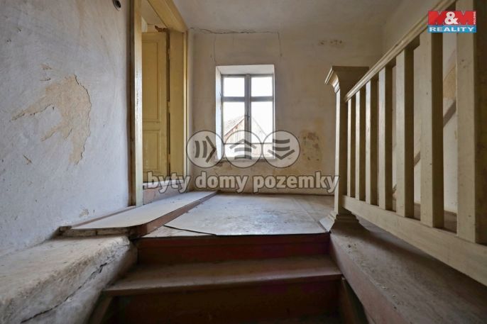 Prodej, Obchod a služby, Pacov
