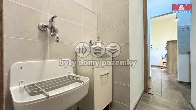 Pronájem, Obchod a služby, Sadská