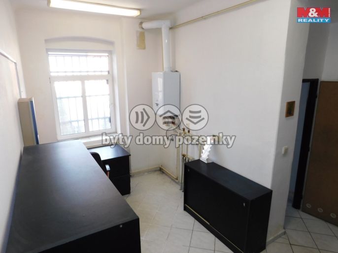 Pronájem, Obchod a služby, Cheb