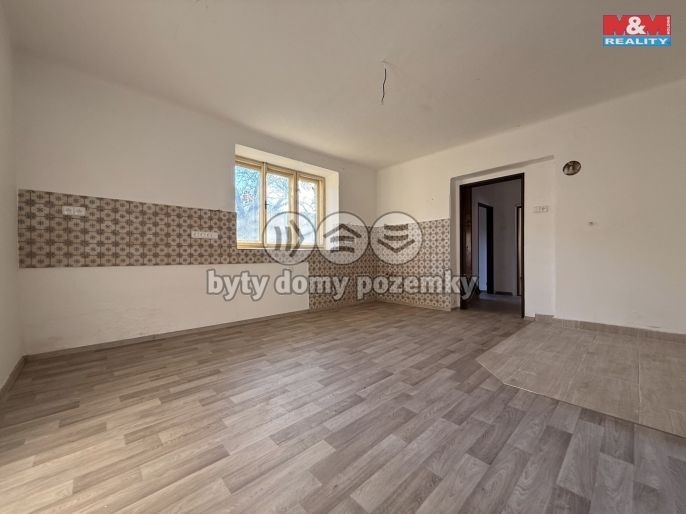 Prodej, Zemědělská usedlost, Chrášťany