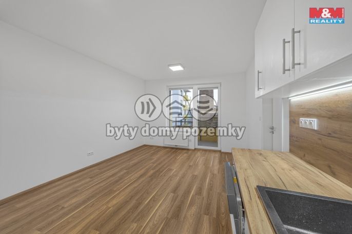 Pronájem, Byt 3+kk, Pardubice