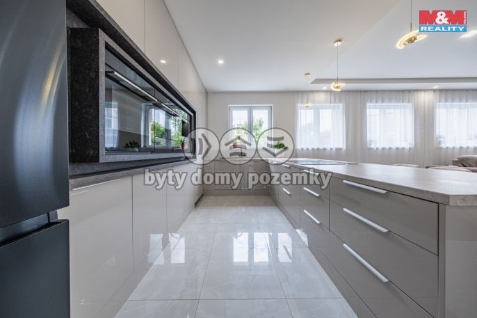 Prodej, Rodinný dům, Rostoklaty