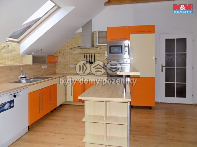 Pronájem, Byt 3+kk, Děčín