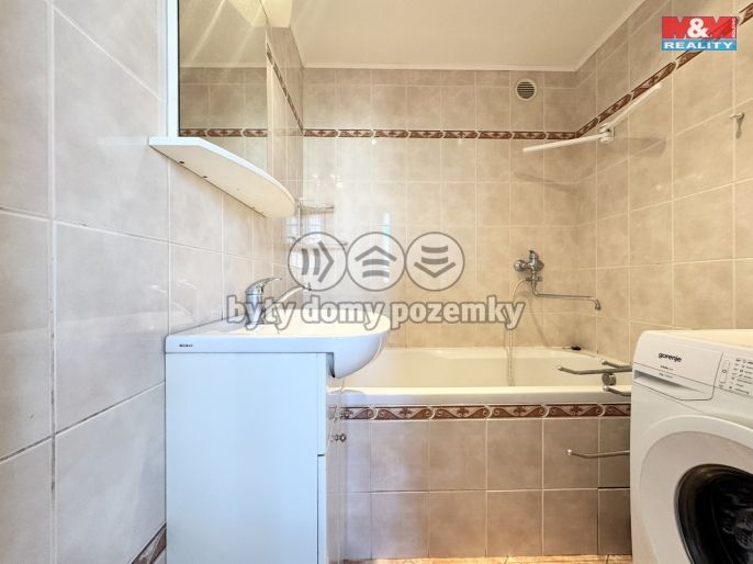 Pronájem, Byt 2+1, Velešín