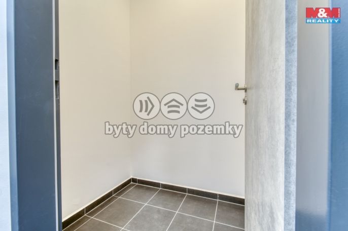Pronájem, Byt 1+kk, Plzeň