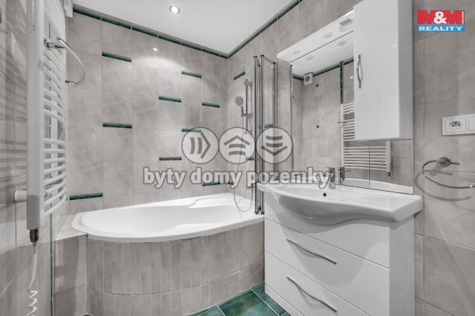 Prodej, Byt 3+1, Červený Kostelec