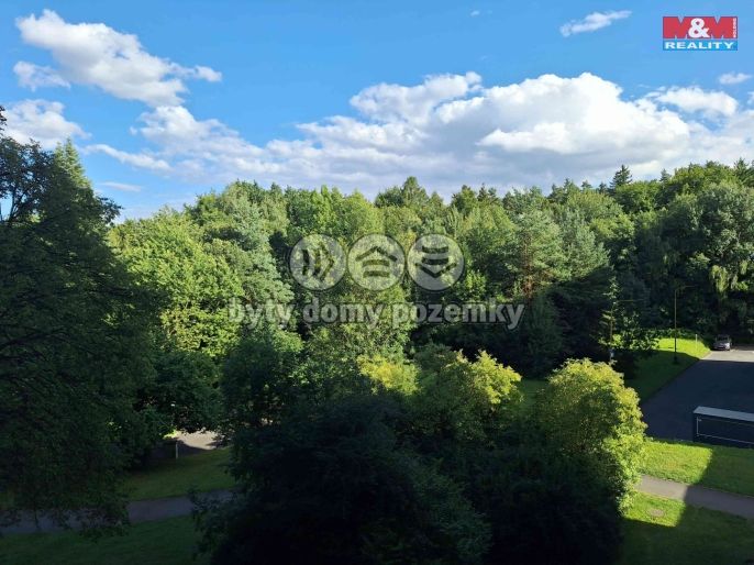 Pronájem, Byt 1+kk, Hrabyně