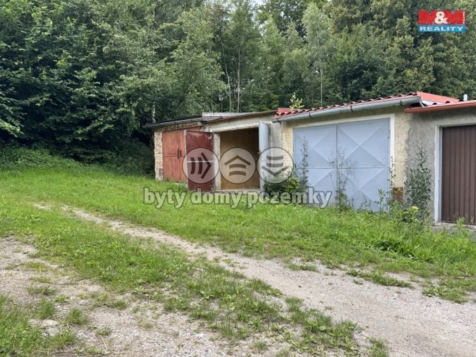 Prodej, Garáž, Plesná