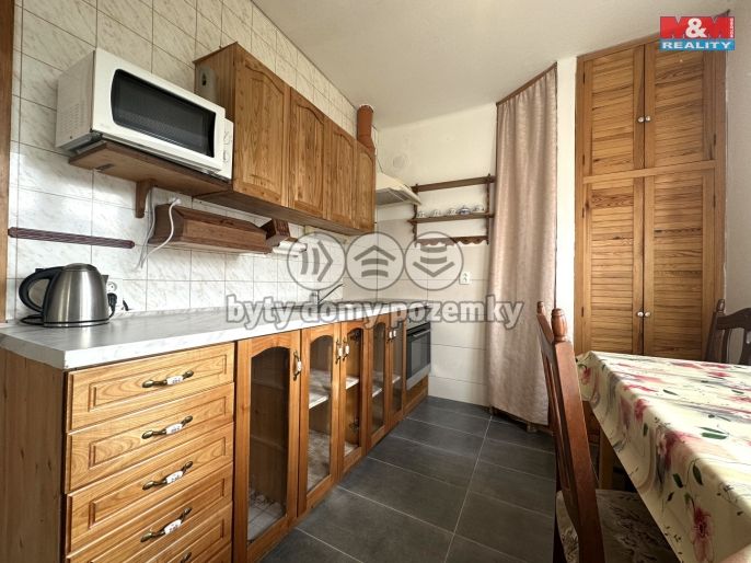 Pronájem, Byt 1+1, Klášterec nad Ohří
