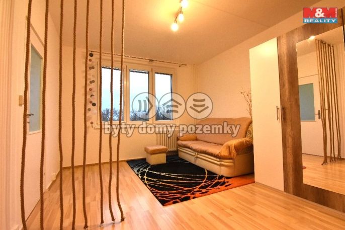 Pronájem, Byt 1+1, Milovice