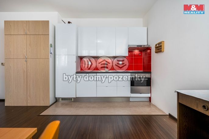 Prodej, Byt 1+kk, Milovice