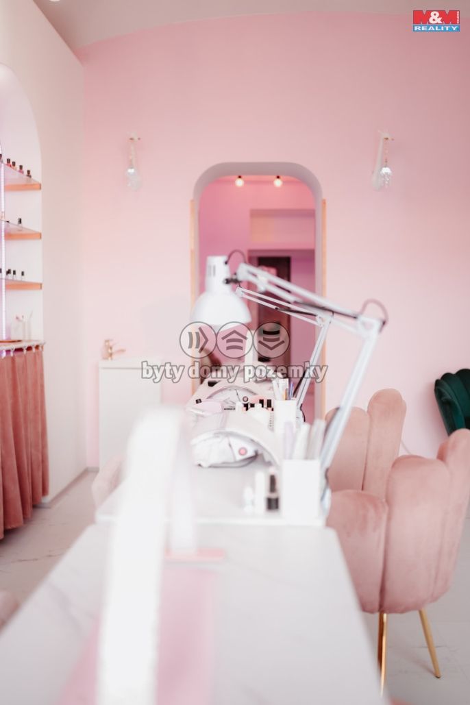 Prodej, Obchod a služby, Náchod