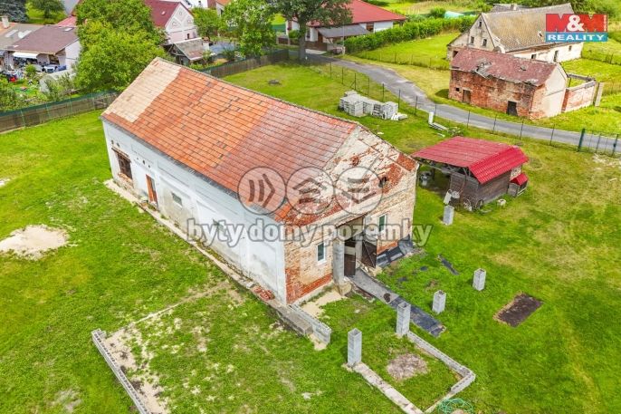 Prodej, Zemědělský objekt, Křižovatka