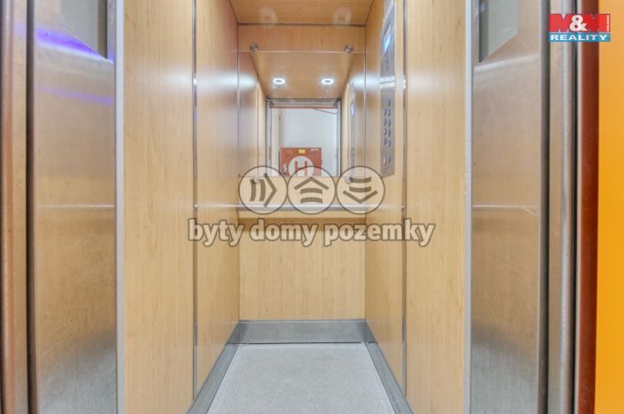 Prodej, Byt 4+1, Plzeň