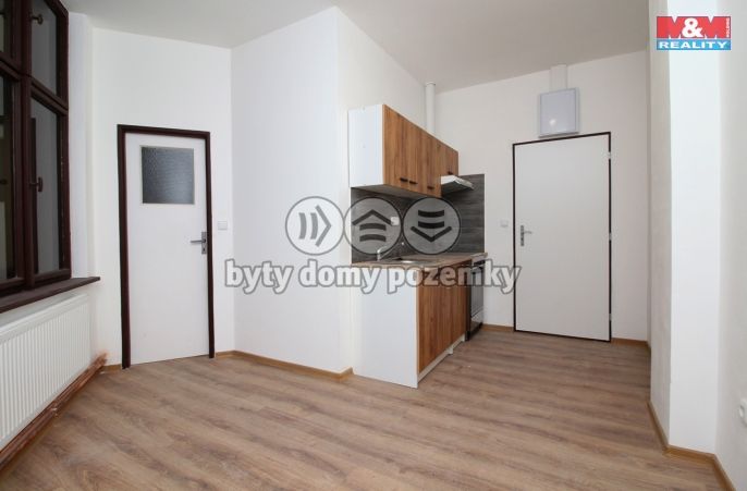 Pronájem, Byt 1+1, Úpice