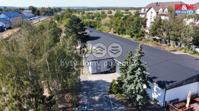 Pronájem, Obchod a služby, Chrášťany