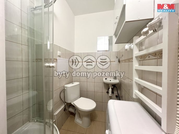 Pronájem, Byt 1+kk, Jindřichův Hradec