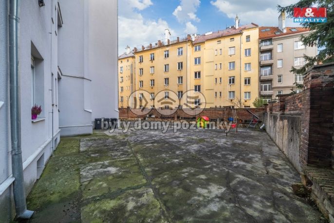 Pronájem, Byt 1+kk, Plzeň