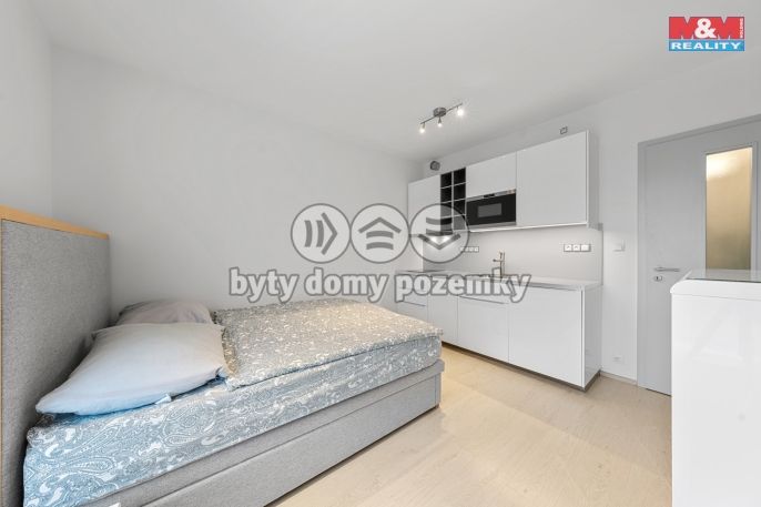 Prodej, Byt 1+kk, Praha