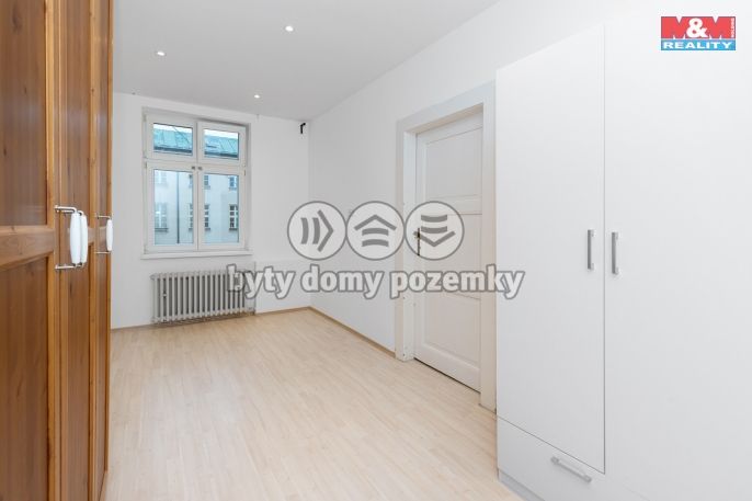 Pronájem, Byt 4+kk, Pardubice