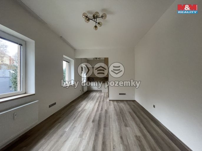 Pronájem, Byt 1+kk, Náchod