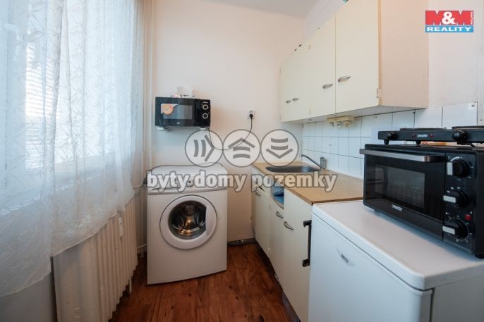 Pronájem, Byt 1+kk, Dvůr Králové nad Labem