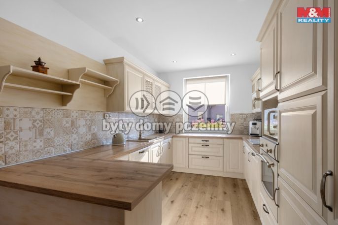 Prodej, Rodinný dům, 122 m², Lány, K Betynce